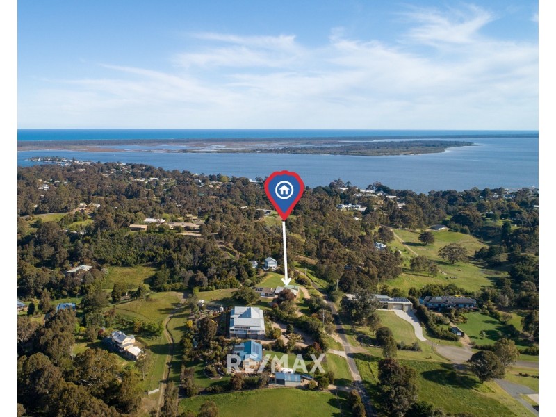 14 Moorhouse Street, Metung VIC 3904