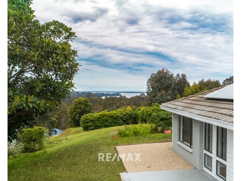 14 Moorhouse Street, Metung VIC 3904