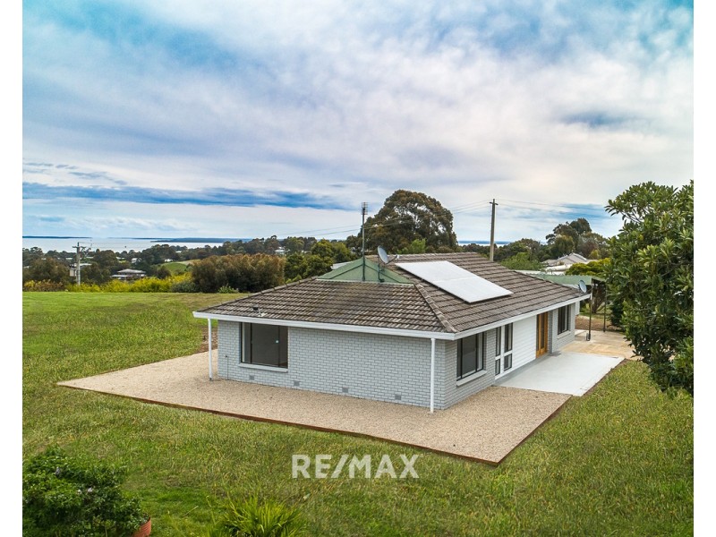 14 Moorhouse Street, Metung VIC 3904