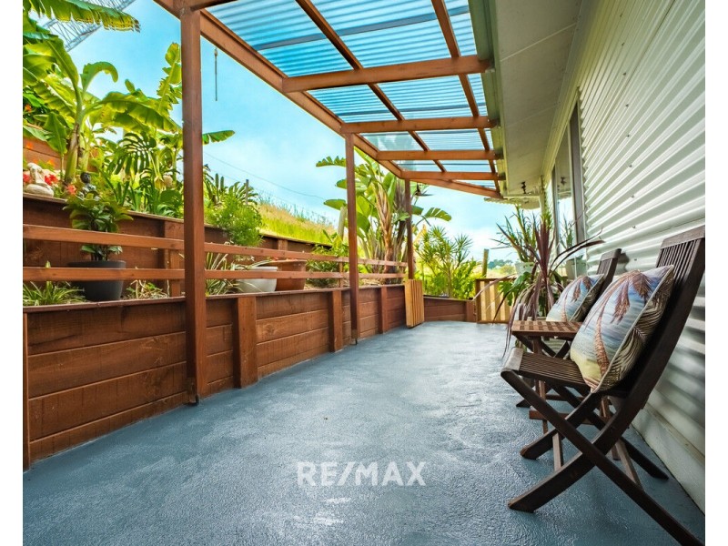 21 Outlook Avenue, Lakes Entrance VIC 3909