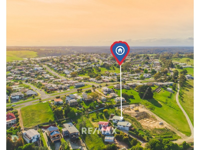 21 Outlook Avenue, Lakes Entrance VIC 3909