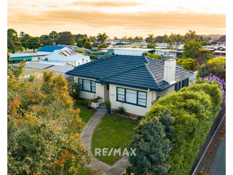 17 Whiters Street, Lakes Entrance VIC 3909