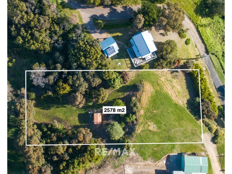 18 Moorhouse Street, Metung VIC 3904