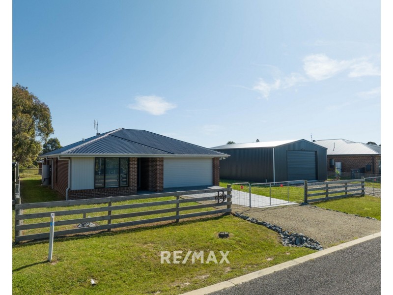 6 Pelican Court, Metung VIC 3904