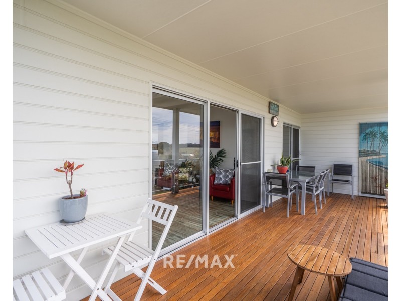 10 Lakeside Drive, Lake Tyers Beach VIC 3909