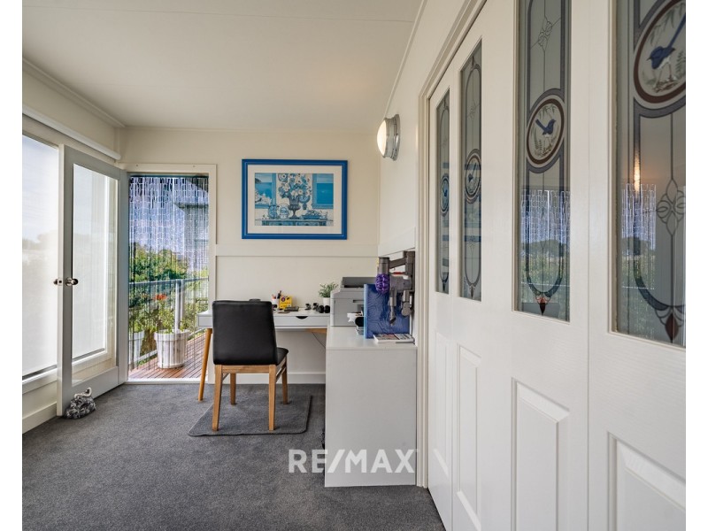 10 Lakeside Drive, Lake Tyers Beach VIC 3909