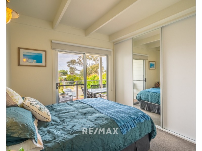 10 Lakeside Drive, Lake Tyers Beach VIC 3909