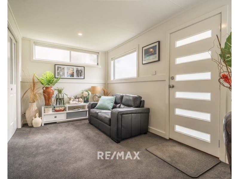 10 Lakeside Drive, Lake Tyers Beach VIC 3909
