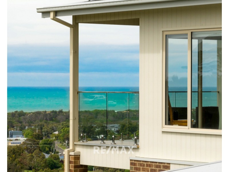 10 Kinkuna Court, Lakes Entrance VIC 3909
