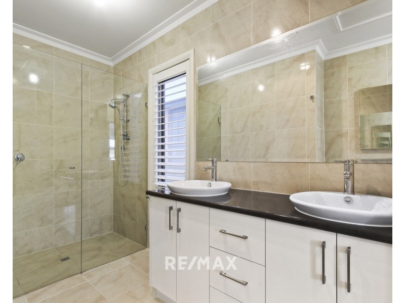 10 Kinkuna Court, Lakes Entrance VIC 3909