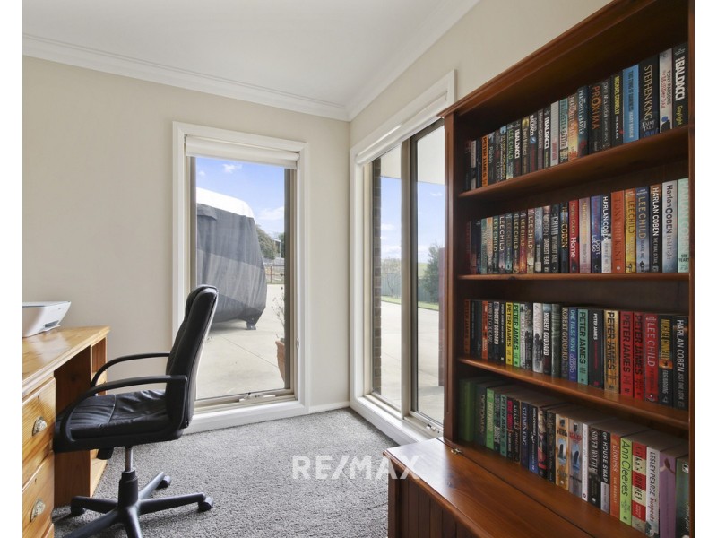 10 Kinkuna Court, Lakes Entrance VIC 3909