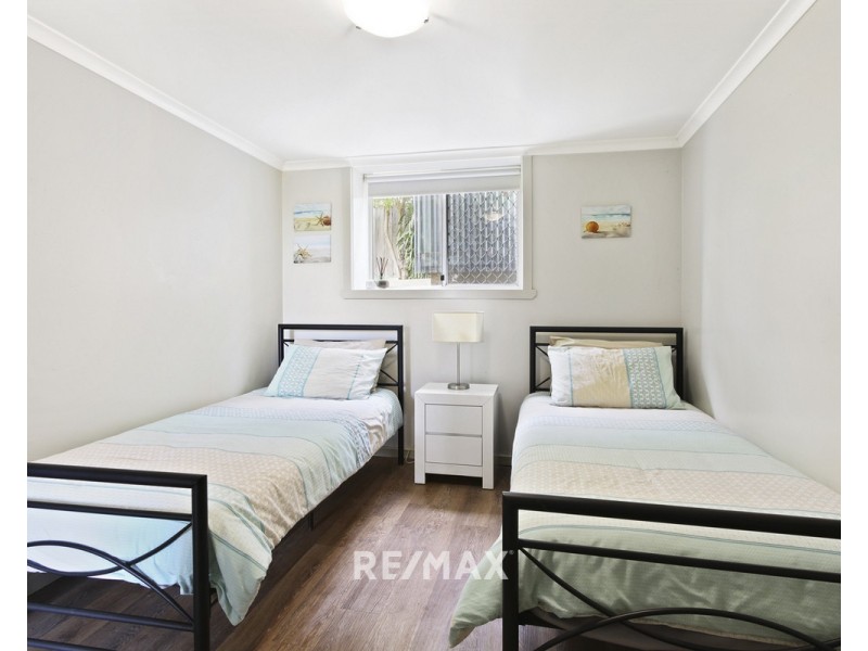 3 Outlook Avenue, Lakes Entrance VIC 3909