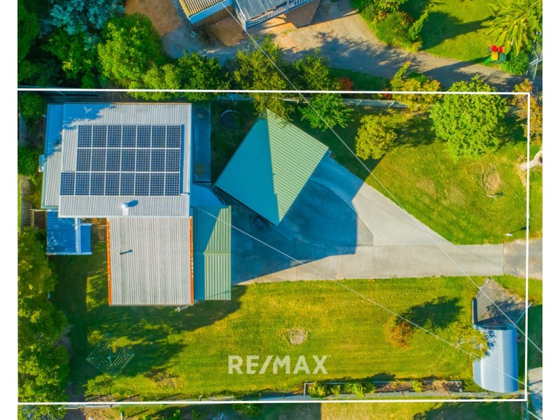 3 Outlook Avenue, Lakes Entrance VIC 3909