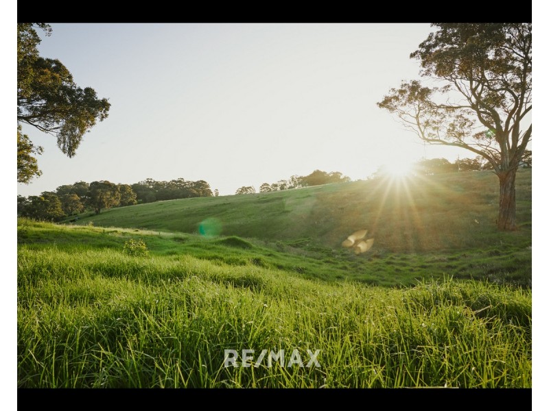 112 Hillside Avenue, Lakes Entrance VIC 3909