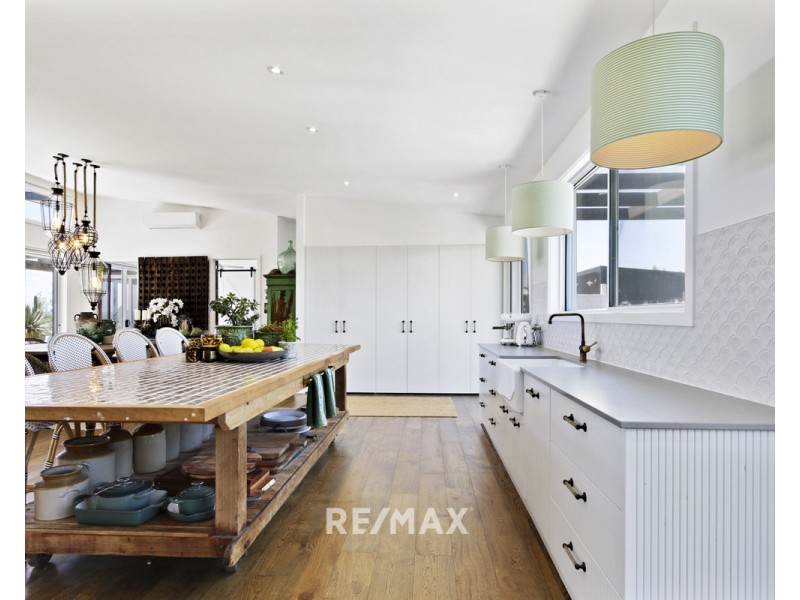 8 Lands End Grove, Metung VIC 3904