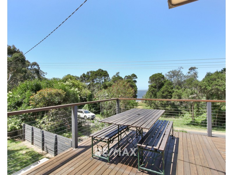 48 Beach Road, Metung VIC 3904