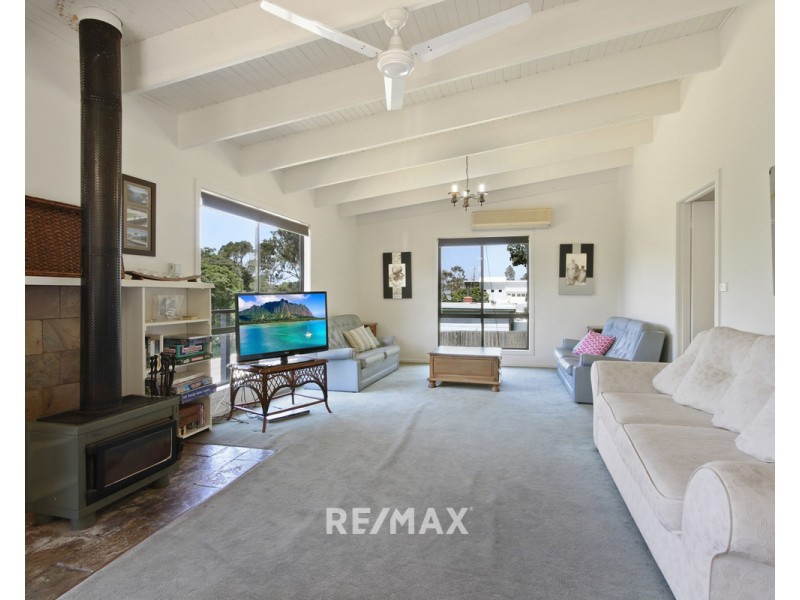 48 Beach Road, Metung VIC 3904