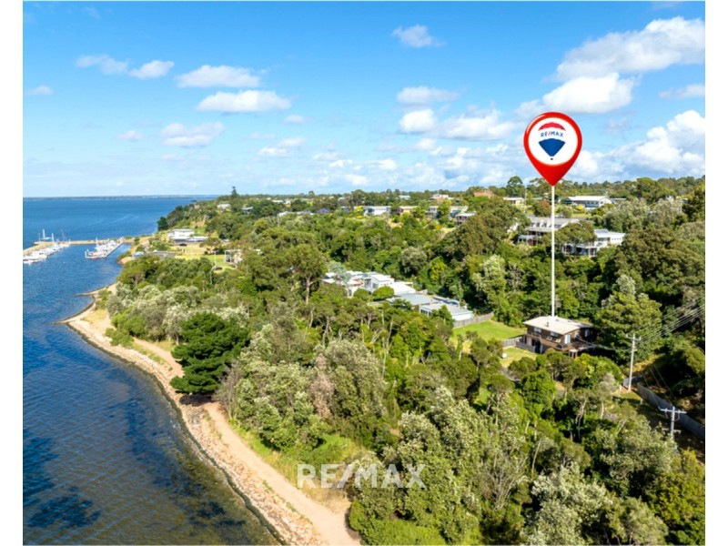 48 Beach Road, Metung VIC 3904