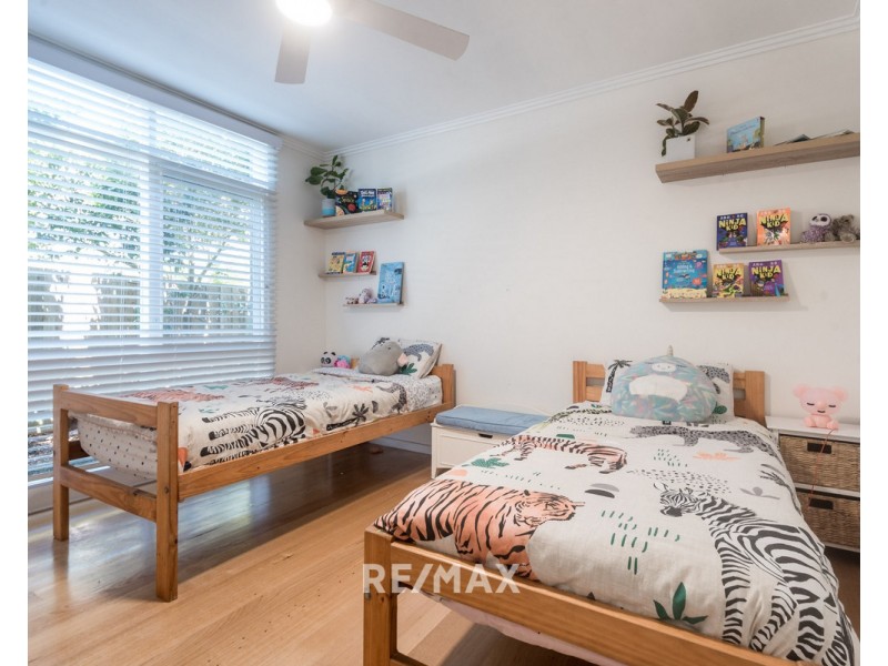 23 Lookout Road, Kalimna VIC 3909