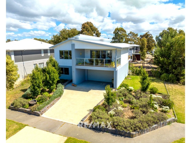 28 Plateau Avenue, Metung VIC 3904