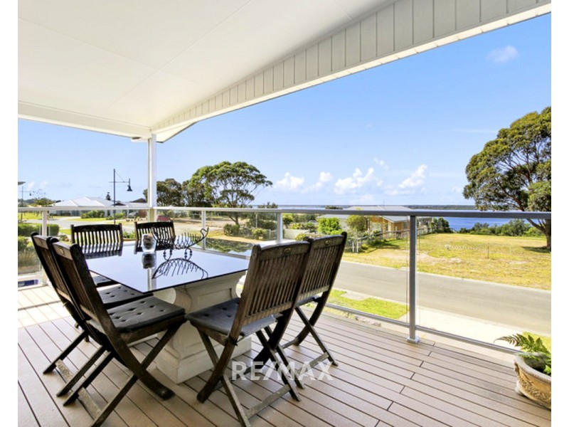 28 Plateau Avenue, Metung VIC 3904