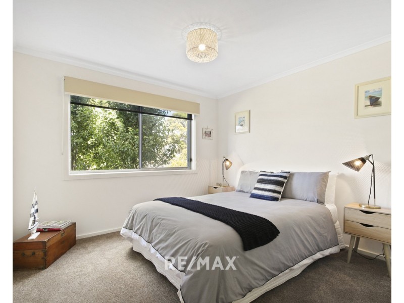 28 Plateau Avenue, Metung VIC 3904