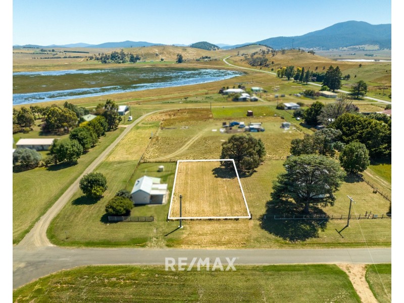 29 Macfarlane Street, Benambra VIC 3900