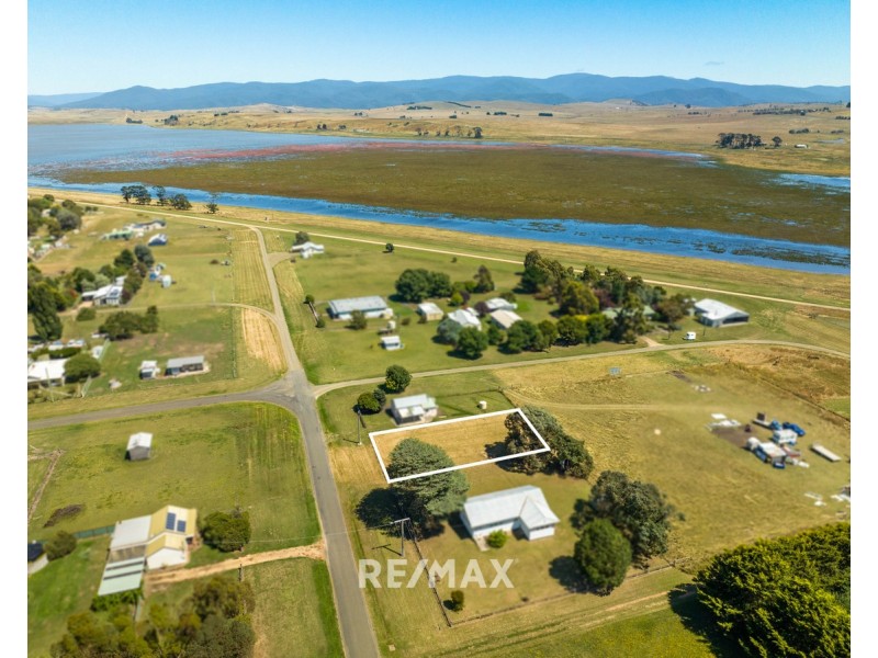 29 Macfarlane Street, Benambra VIC 3900