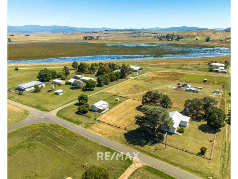 29 Macfarlane Street, Benambra VIC 3900