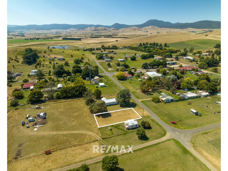 29 Macfarlane Street, Benambra VIC 3900