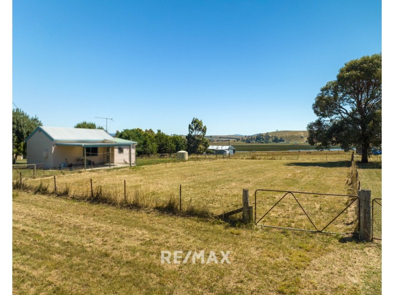 29 Macfarlane Street, Benambra VIC 3900