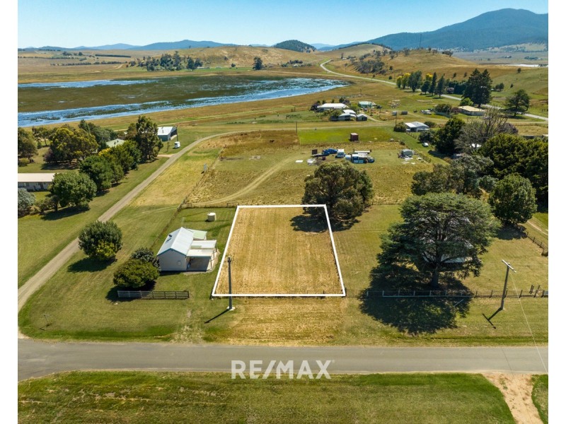 29 Macfarlane Street, Benambra VIC 3900