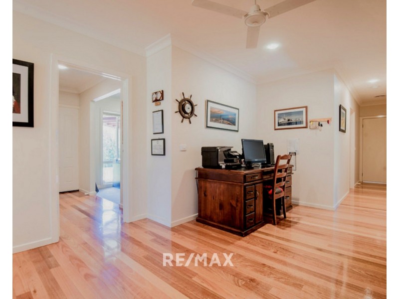 17 Tamhaven Drive, Swan Reach VIC 3903