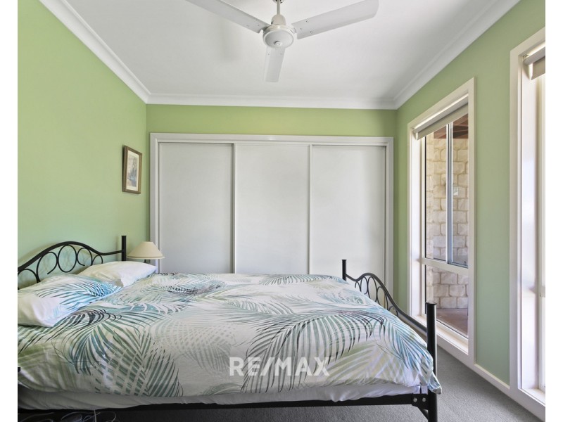 17 Tamhaven Drive, Swan Reach VIC 3903