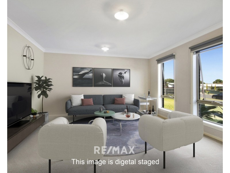 48 Capes Road, Lakes Entrance VIC 3909