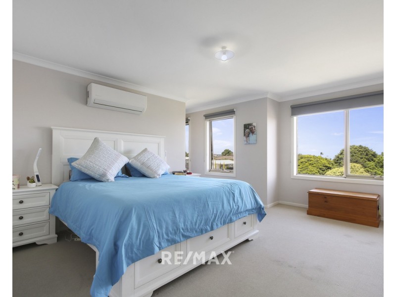 48 Capes Road, Lakes Entrance VIC 3909