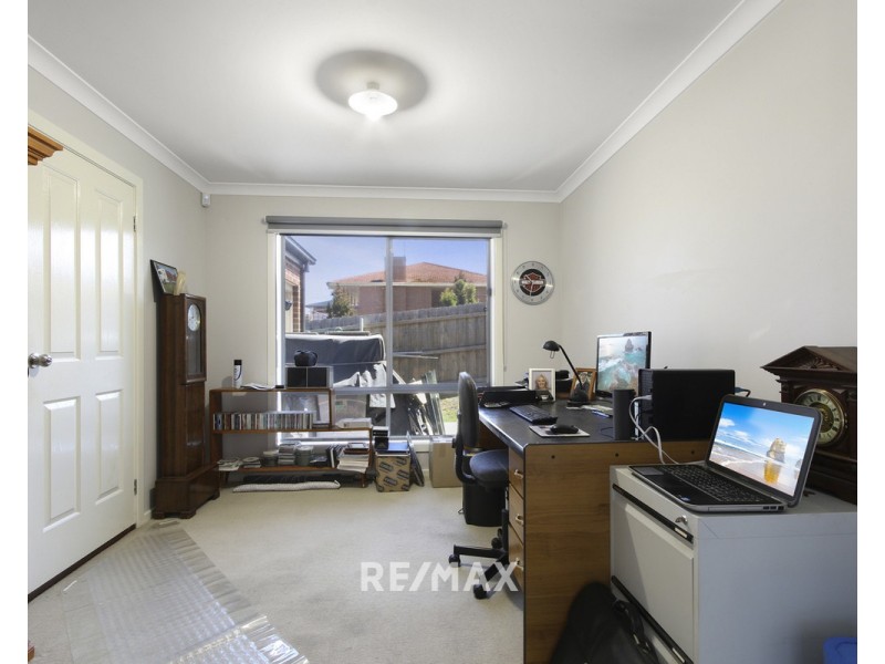 48 Capes Road, Lakes Entrance VIC 3909