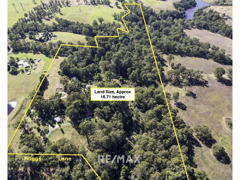 106 Hoggs Lane, Lakes Entrance VIC 3909