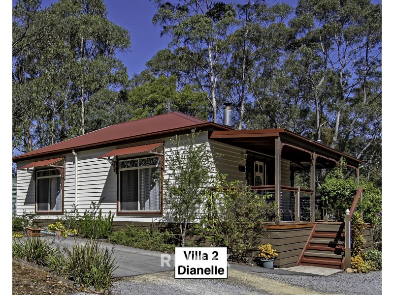 106 Hoggs Lane, Lakes Entrance VIC 3909