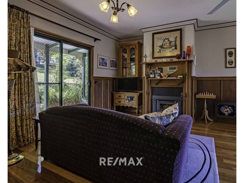 106 Hoggs Lane, Lakes Entrance VIC 3909