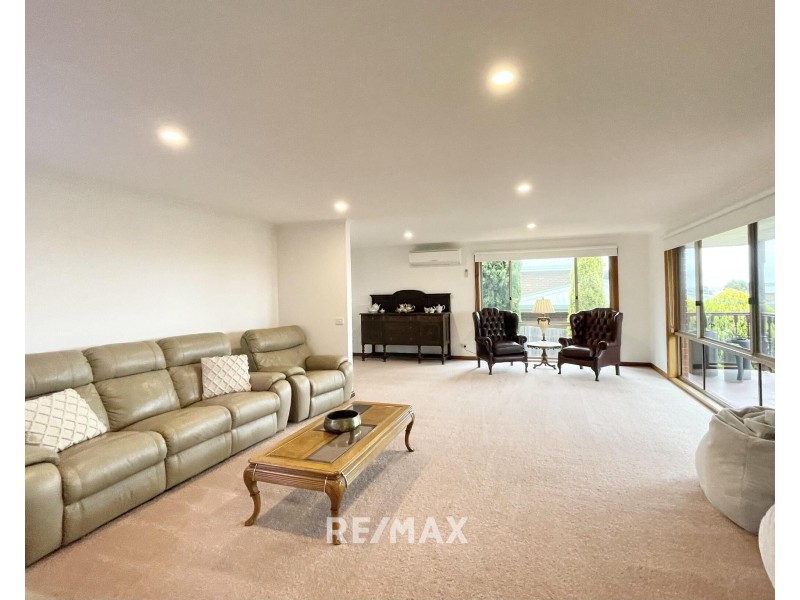 9 Stirling Drive, Lakes Entrance VIC 3909