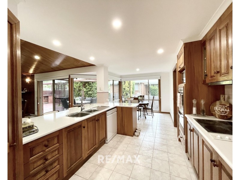 9 Stirling Drive, Lakes Entrance VIC 3909