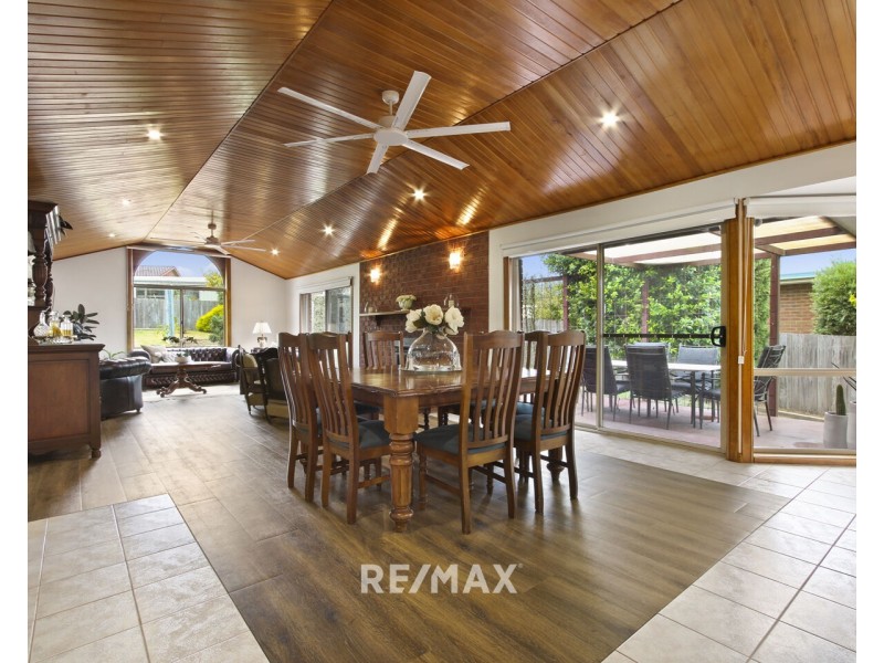 9 Stirling Drive, Lakes Entrance VIC 3909