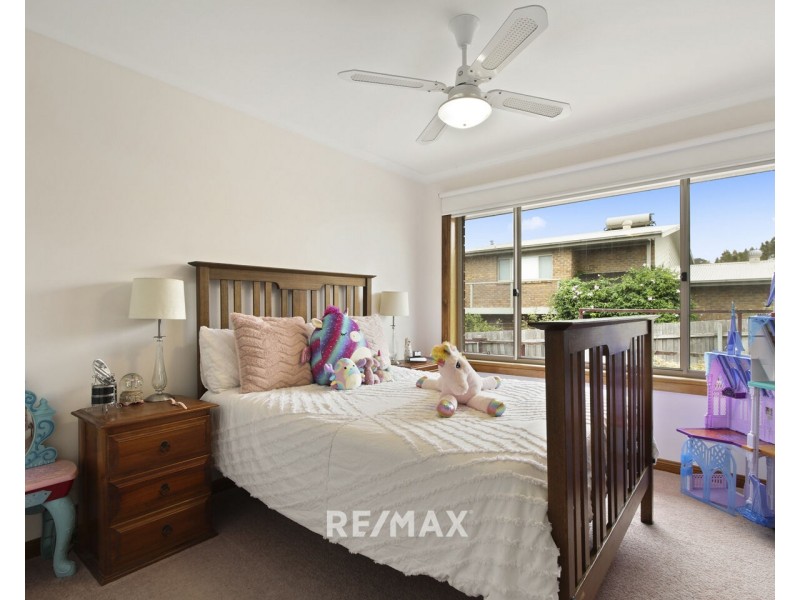 9 Stirling Drive, Lakes Entrance VIC 3909