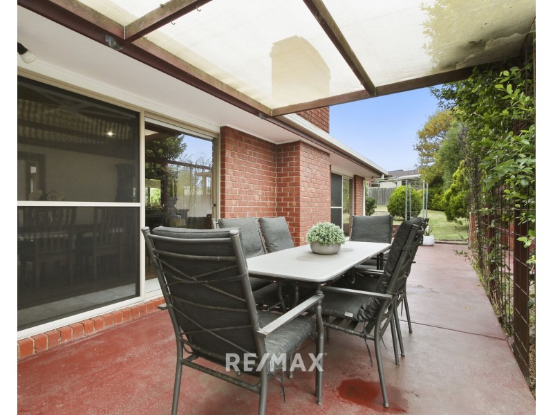 9 Stirling Drive, Lakes Entrance VIC 3909