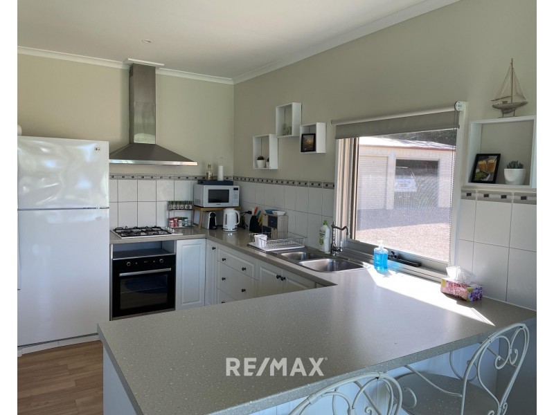 60 Beach Road, Metung VIC 3904