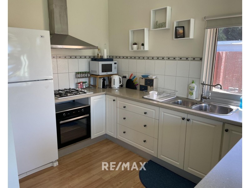 60 Beach Road, Metung VIC 3904