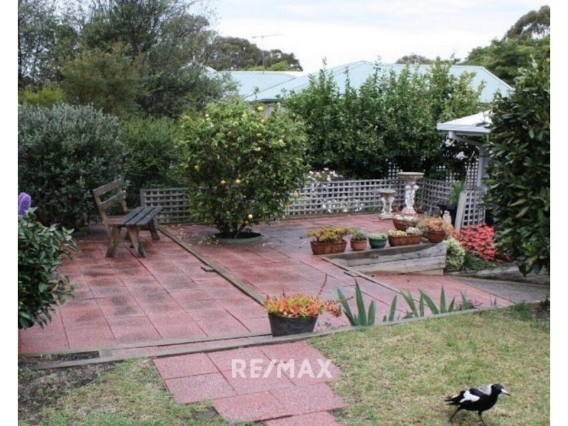 16 Fell Place, Metung VIC 3904