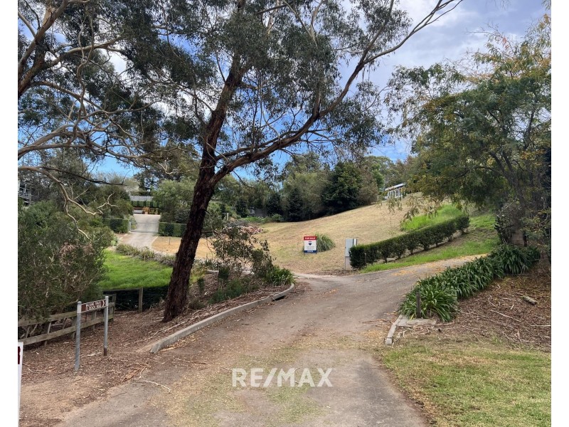 3/35 Adsal Court, Metung VIC 3904