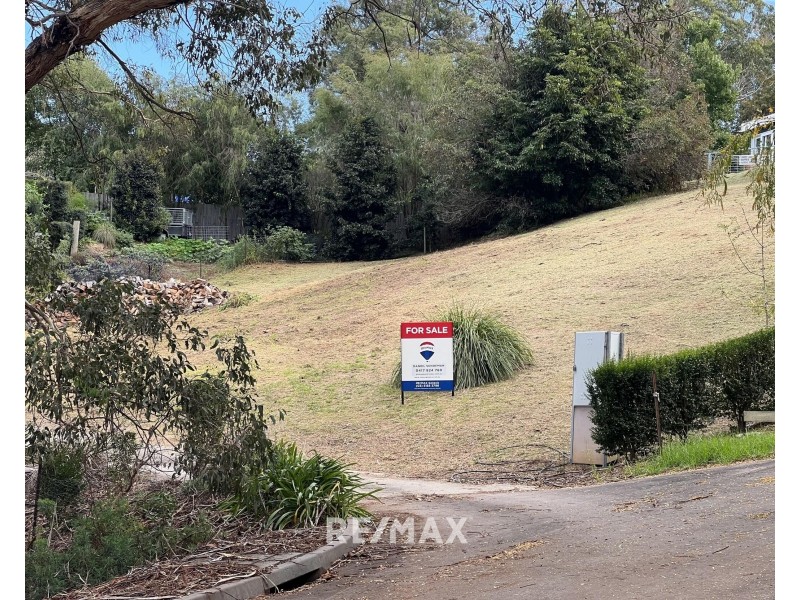 3/35 Adsal Court, Metung VIC 3904